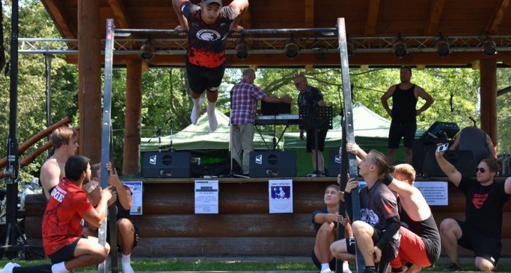 Březenská pouť a motosraz Poláky (33).JPG